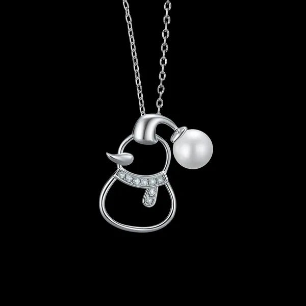 Frosty Necklace